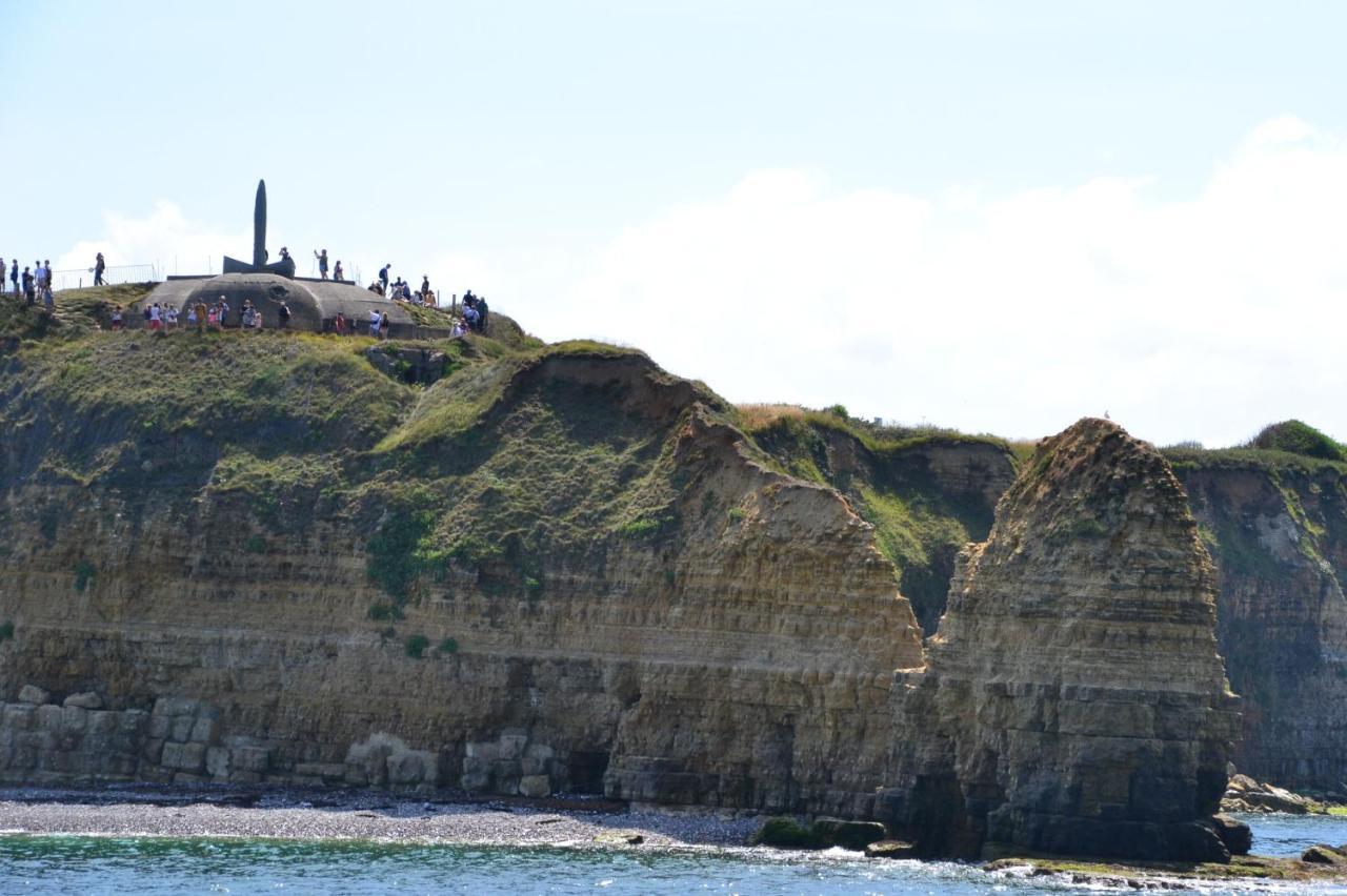 Gite "Au P'Tit Tourois" De Plain-Pied Tout Confort Avec Veranda Proche D'Omaha Beach Et De Bayeux Accueillant Les Animaux Екстер'єр фото