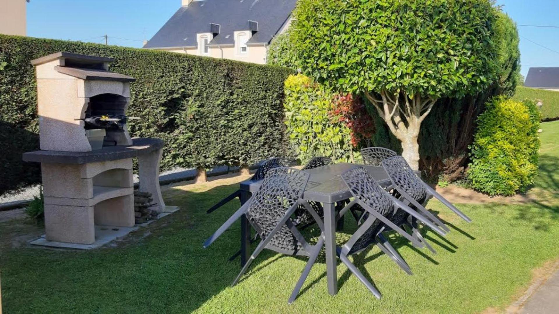 Gite "Au P'Tit Tourois" De Plain-Pied Tout Confort Avec Veranda Proche D'Omaha Beach Et De Bayeux Accueillant Les Animaux Екстер'єр фото